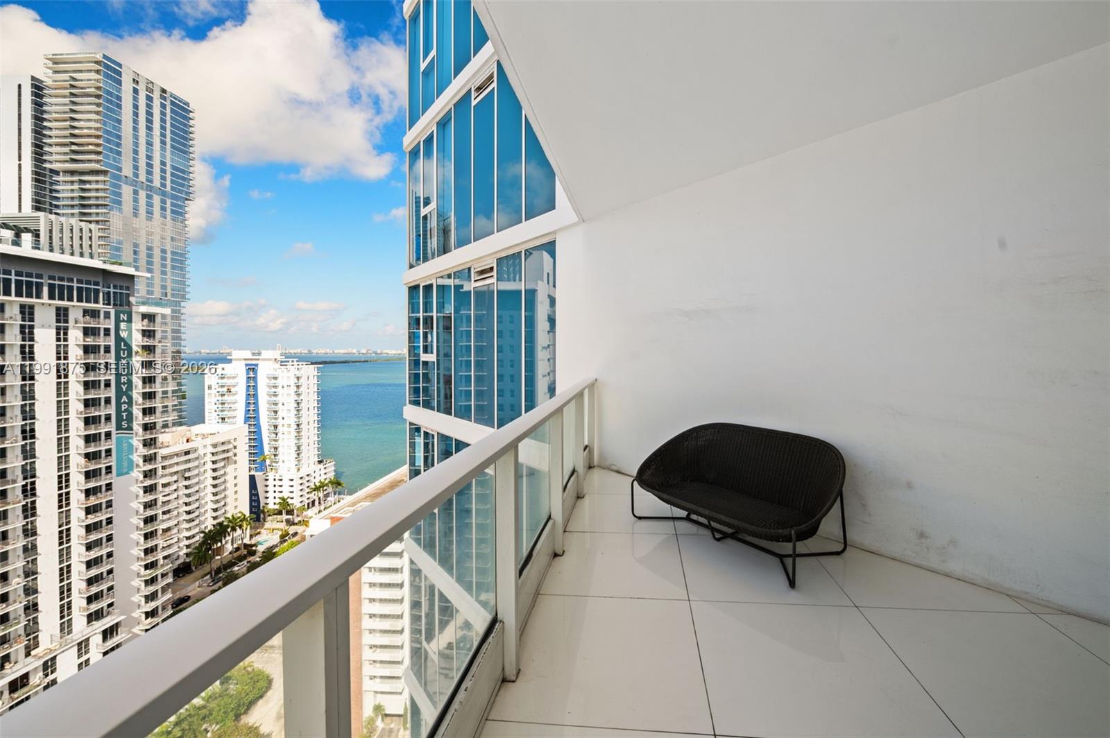 PARAMOUNT BAY CONDO - Residential