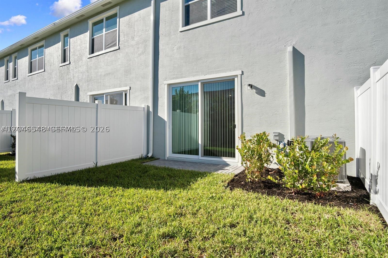 VERANDA PLAT NO. 9 - Residential Lease