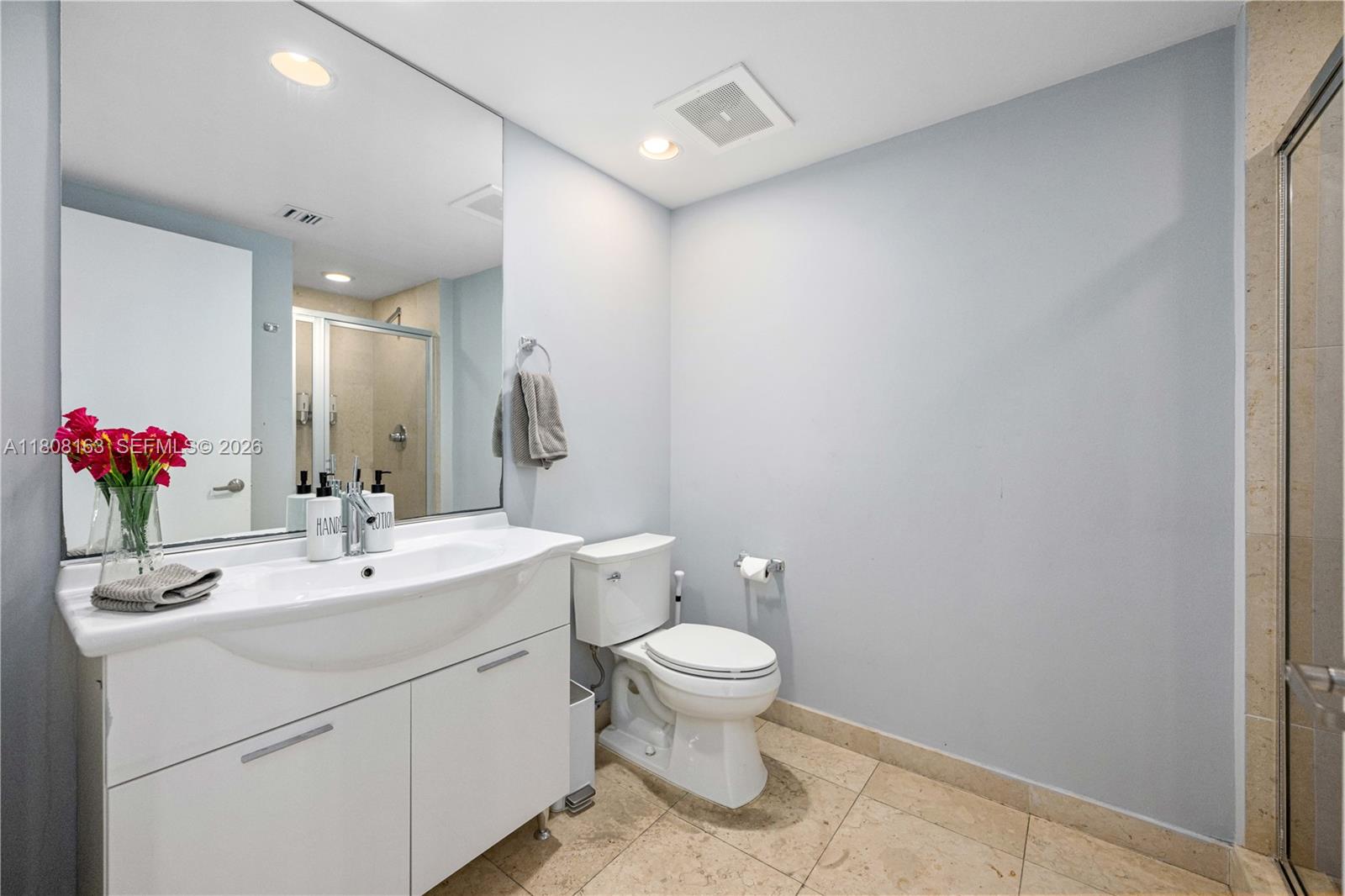 ICON BRICKELL CONDO NO 3 - Residential