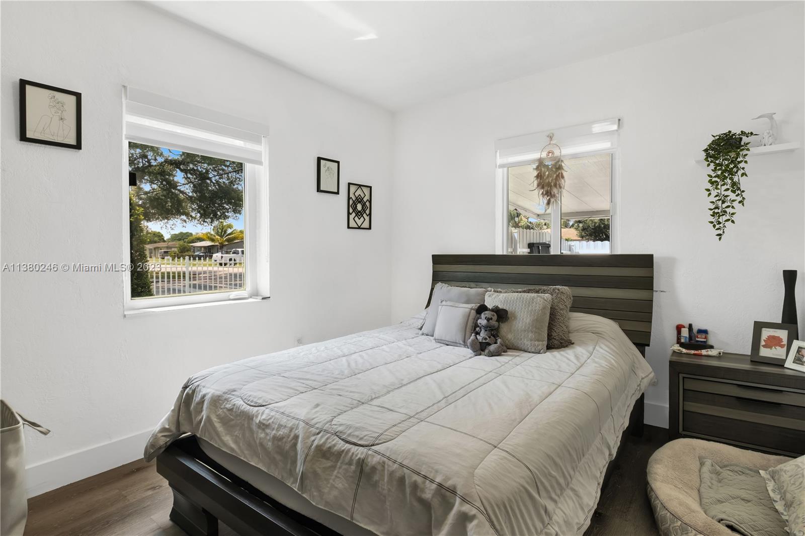 GOLDEN HIGHLANDS EST - Residential