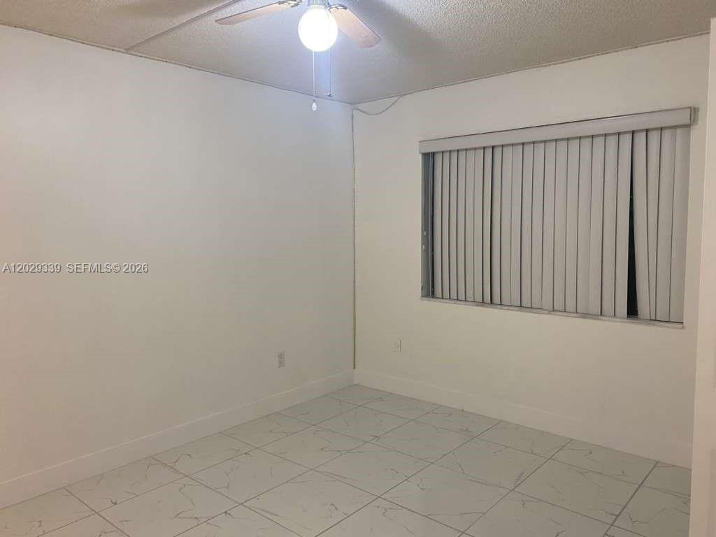 ROZLAND CONDO - Residential Lease