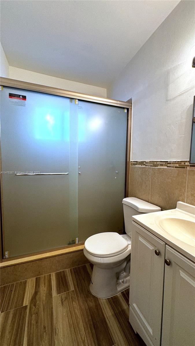 TRANQUILLA - Residential Lease