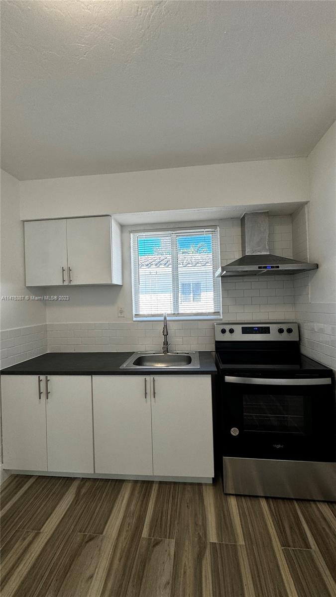 TRANQUILLA - Residential Lease