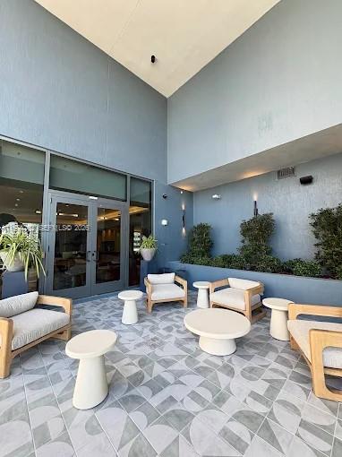 501 FIRST RESIDENCES - Residential