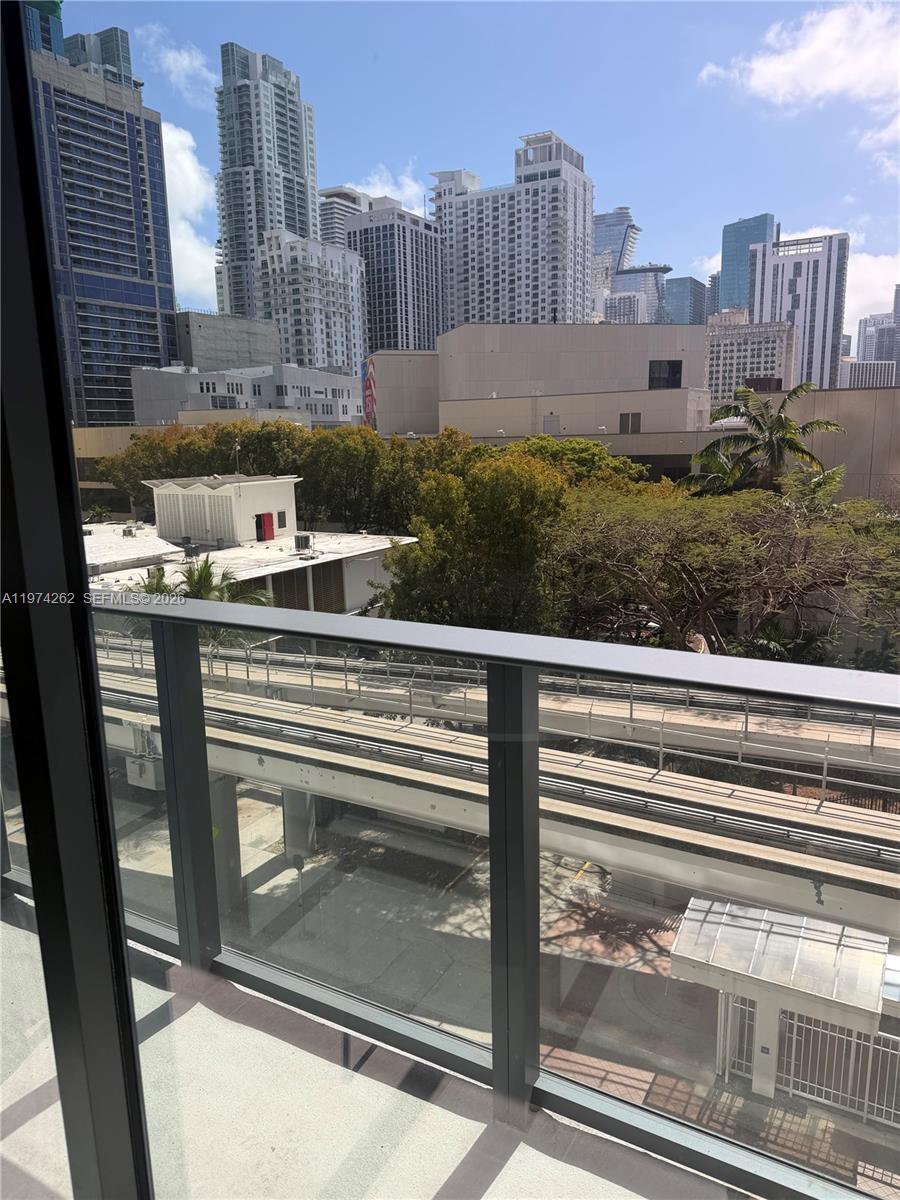 501 FIRST RESIDENCES - Residential