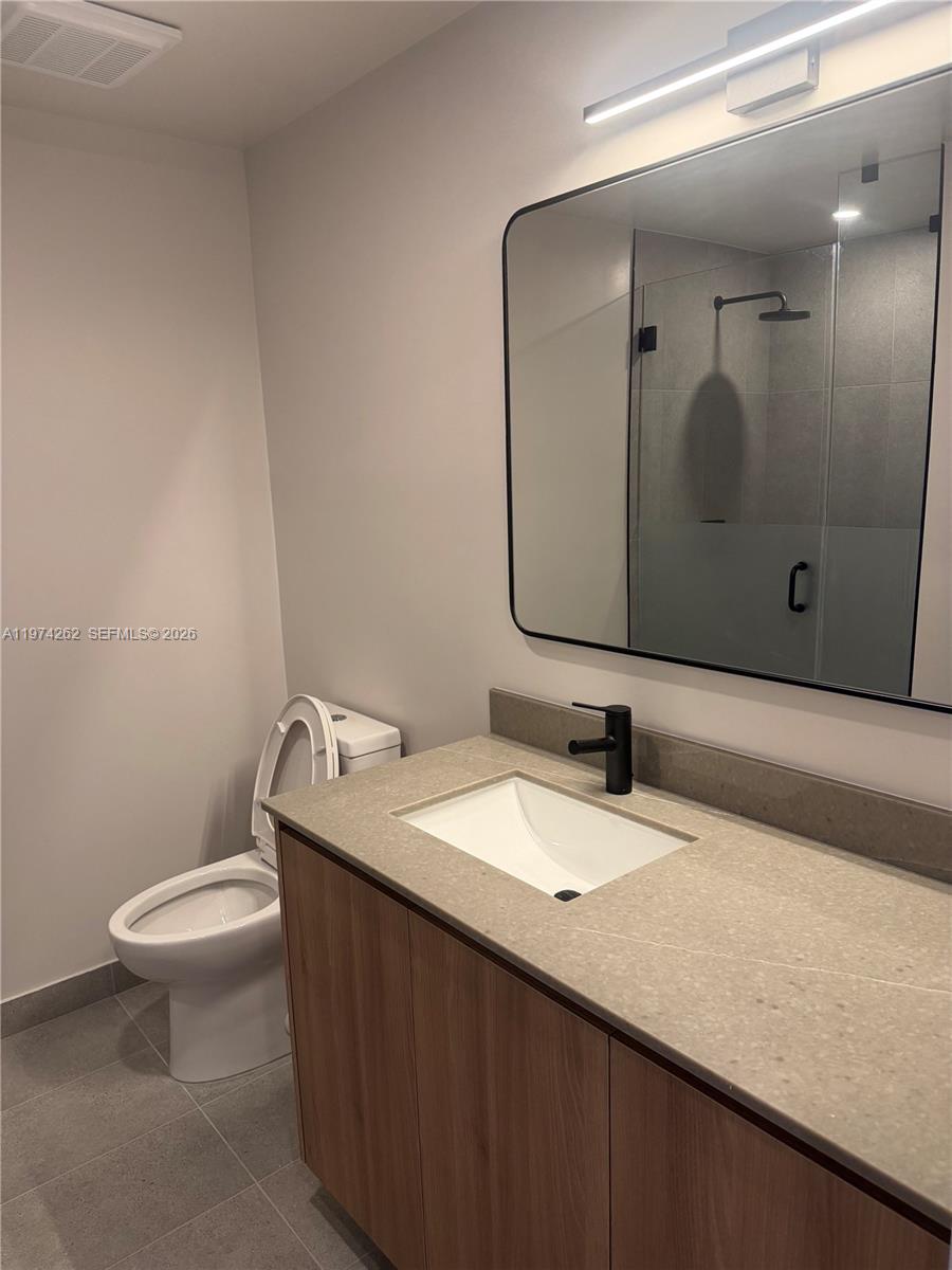 501 FIRST RESIDENCES - Residential