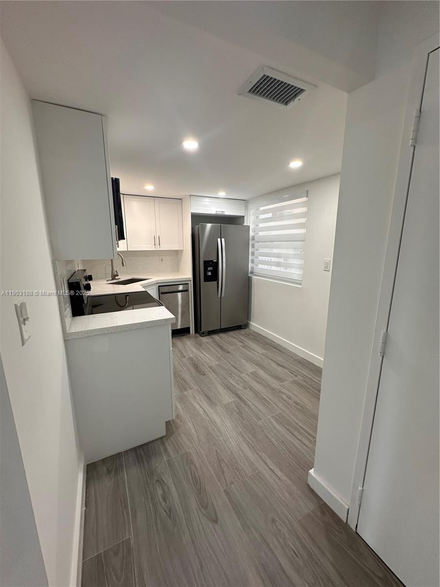 KINGS CREEK SO CONDO - Residential