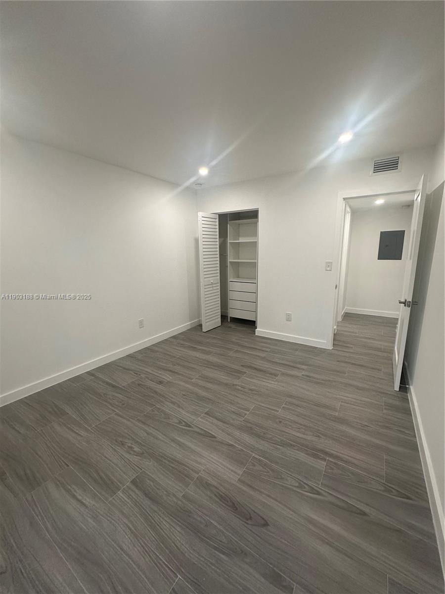 KINGS CREEK SO CONDO - Residential