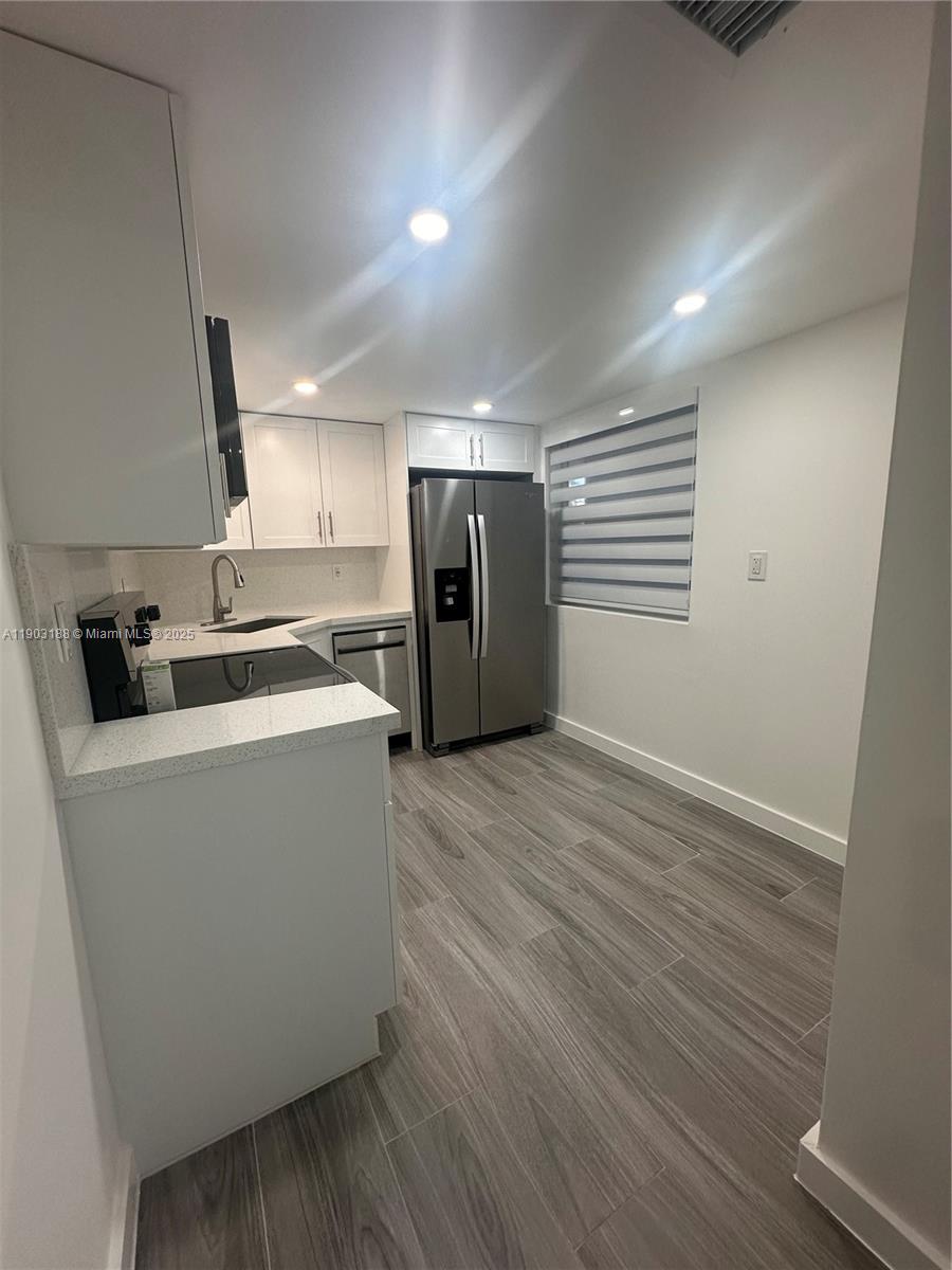 KINGS CREEK SO CONDO - Residential