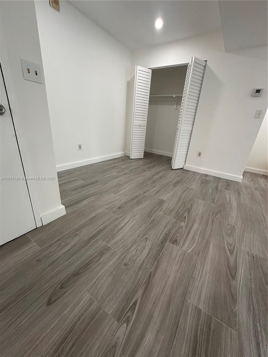 KINGS CREEK SO CONDO - Residential