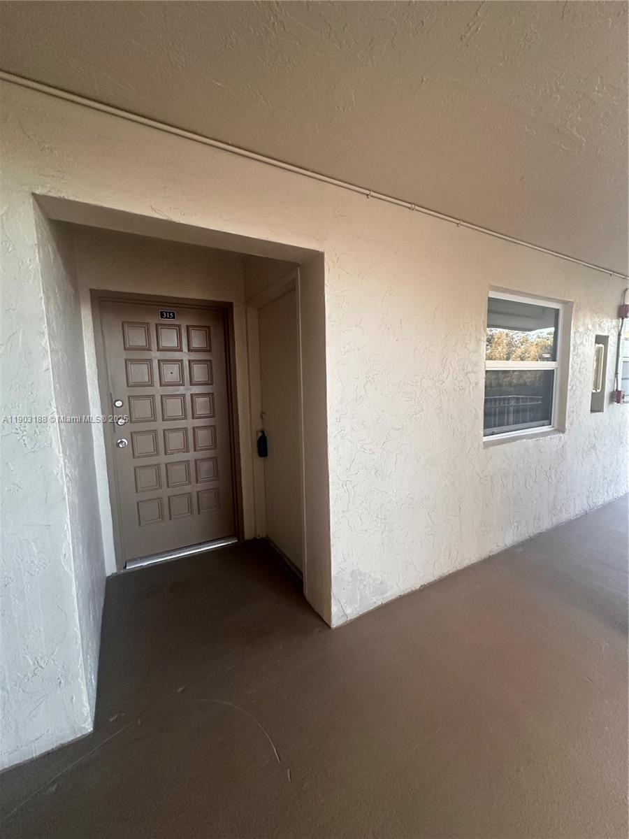 KINGS CREEK SO CONDO - Residential