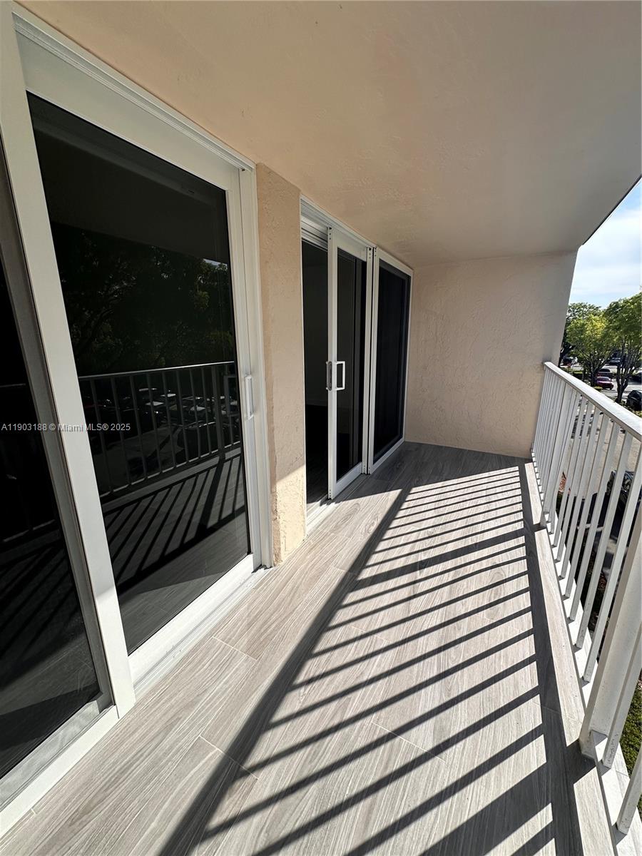 KINGS CREEK SO CONDO - Residential
