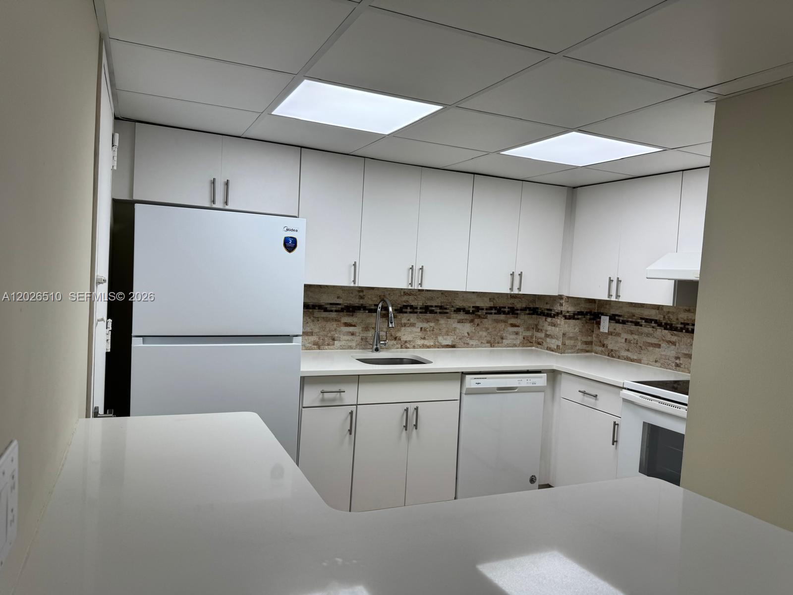 OCEAN VIEW TOWERS CONDO - Residential Lease