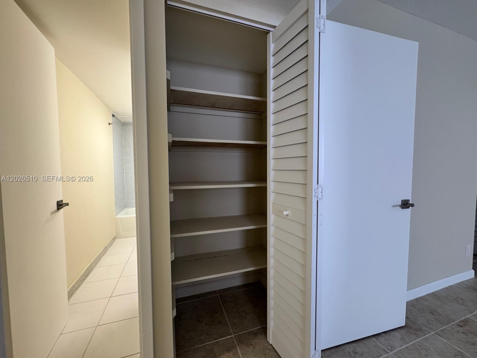 OCEAN VIEW TOWERS CONDO - Residential Lease