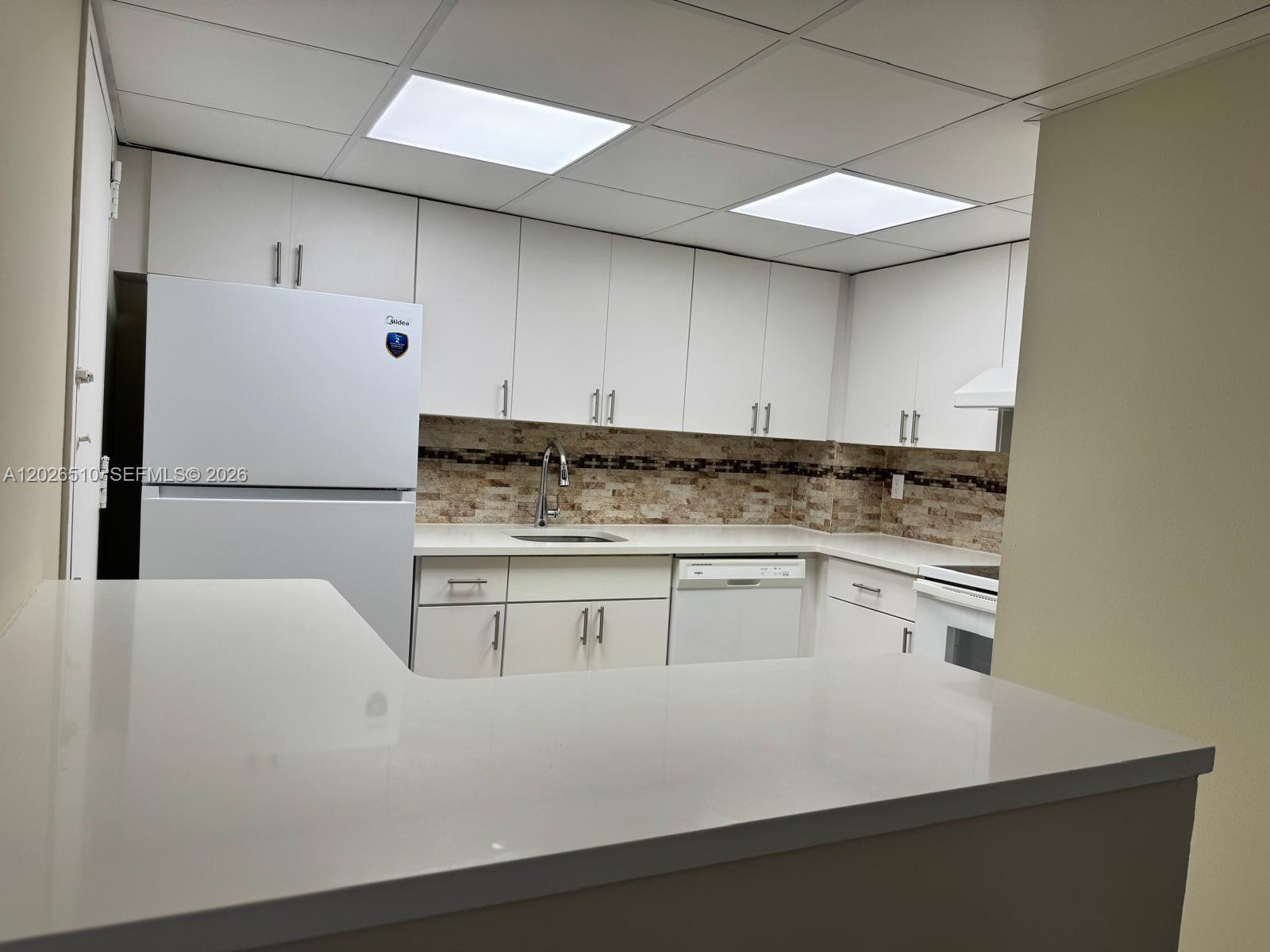 OCEAN VIEW TOWERS CONDO - Residential Lease