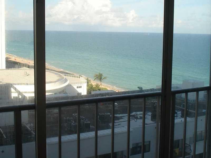 THE CARRIAGE HOUSE CONDO - Residential Lease