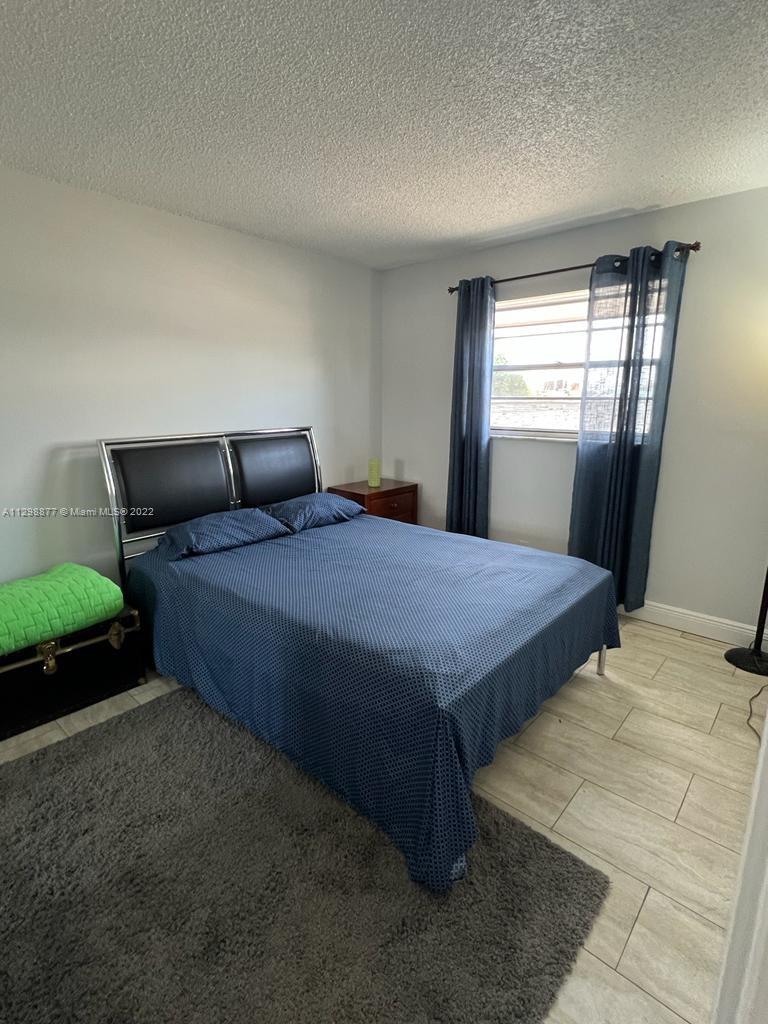 WARRENTON HOUSE CONDO - Residential