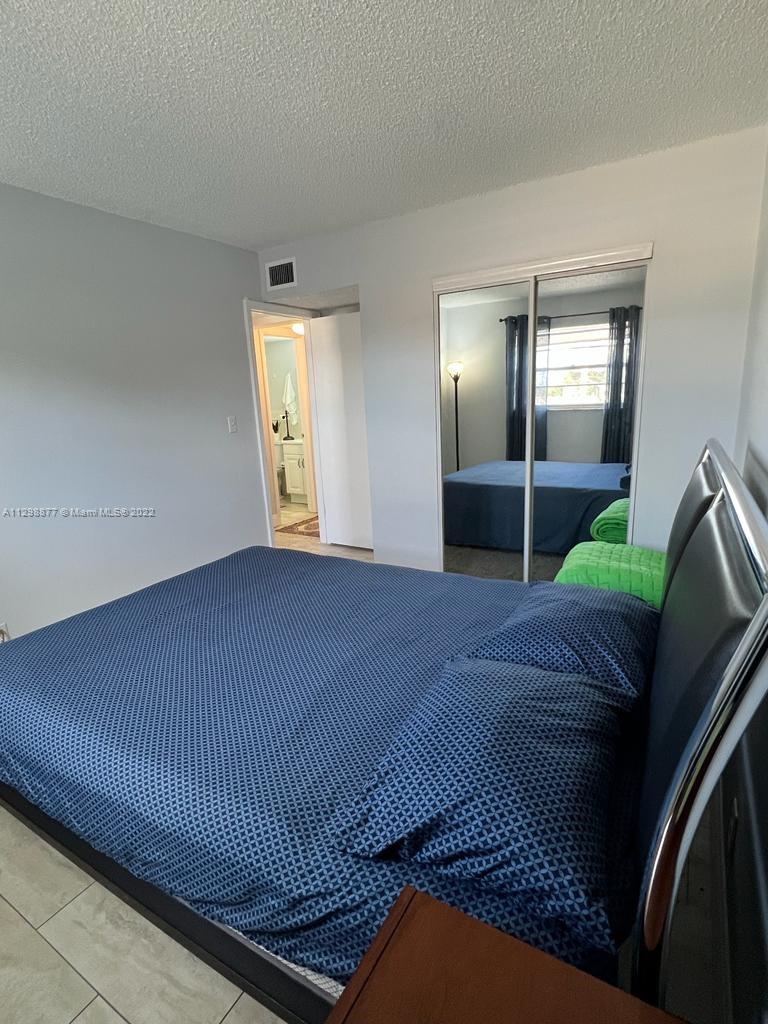 WARRENTON HOUSE CONDO - Residential