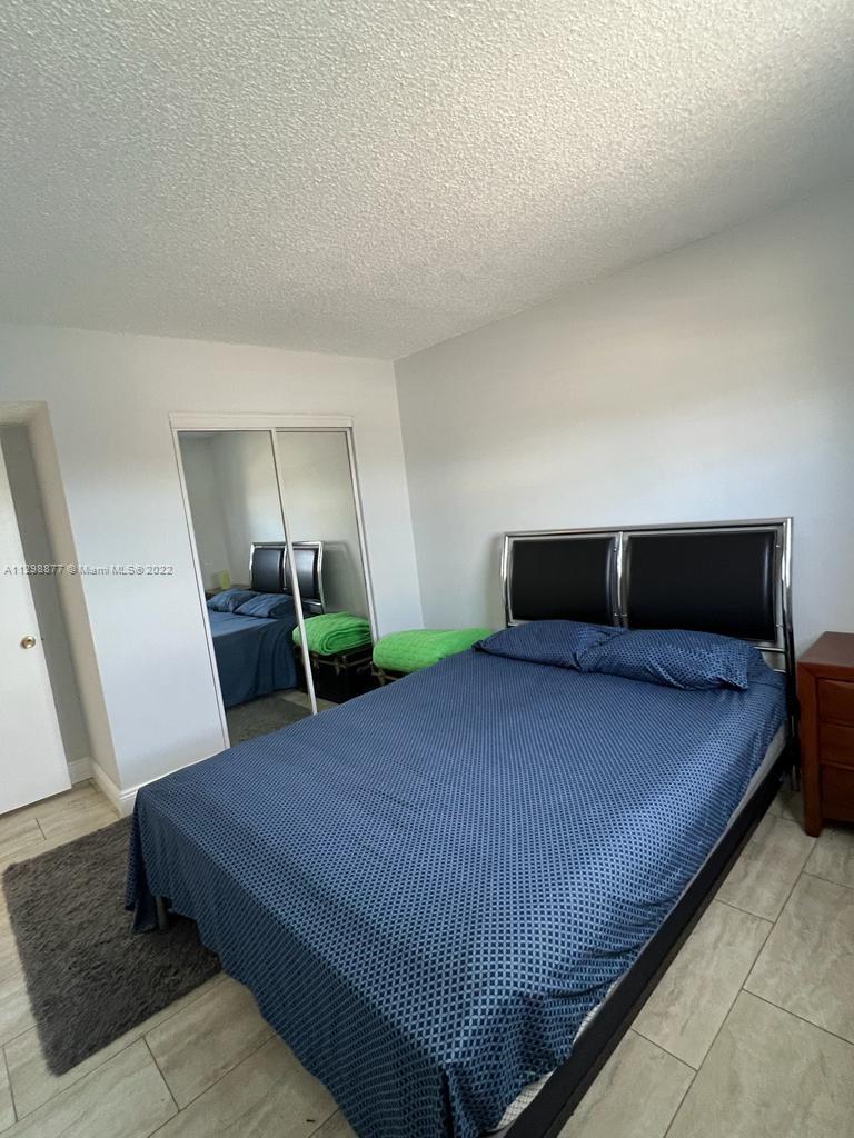 WARRENTON HOUSE CONDO - Residential