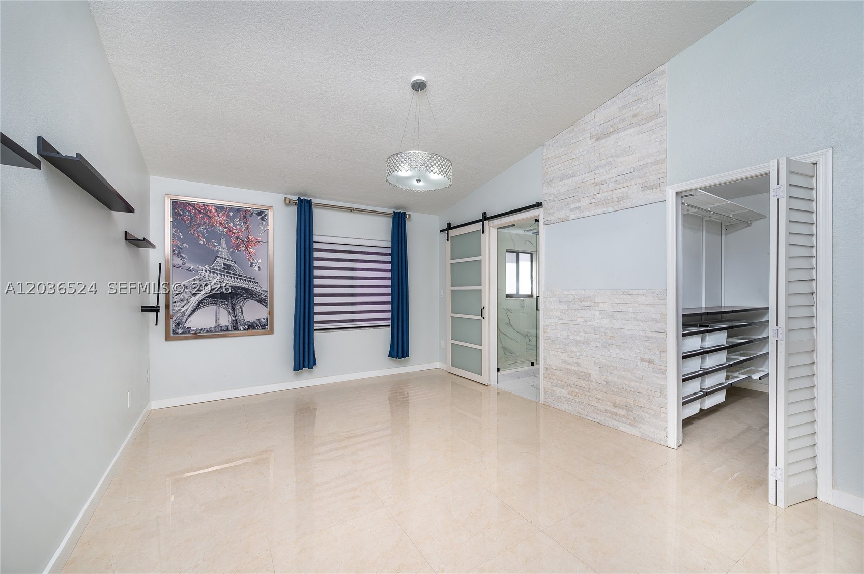 WEST LAKES GARDENS - Residential