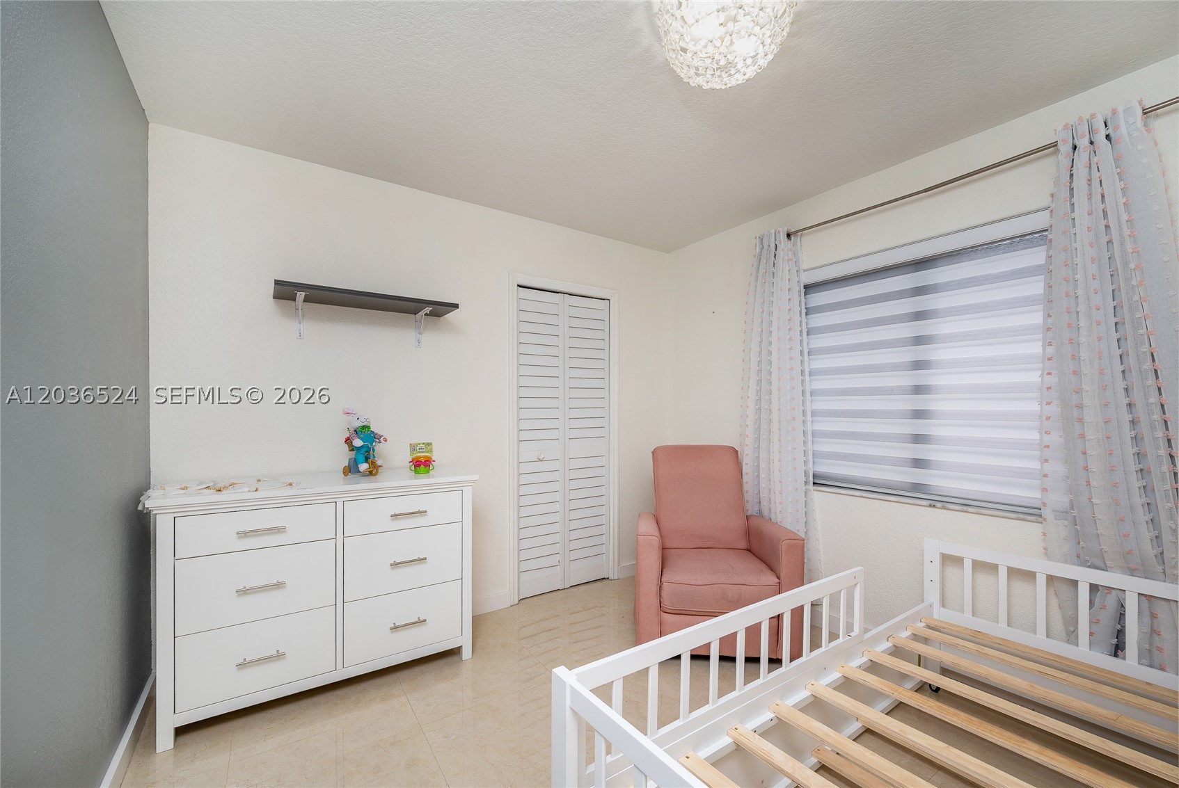 WEST LAKES GARDENS - Residential