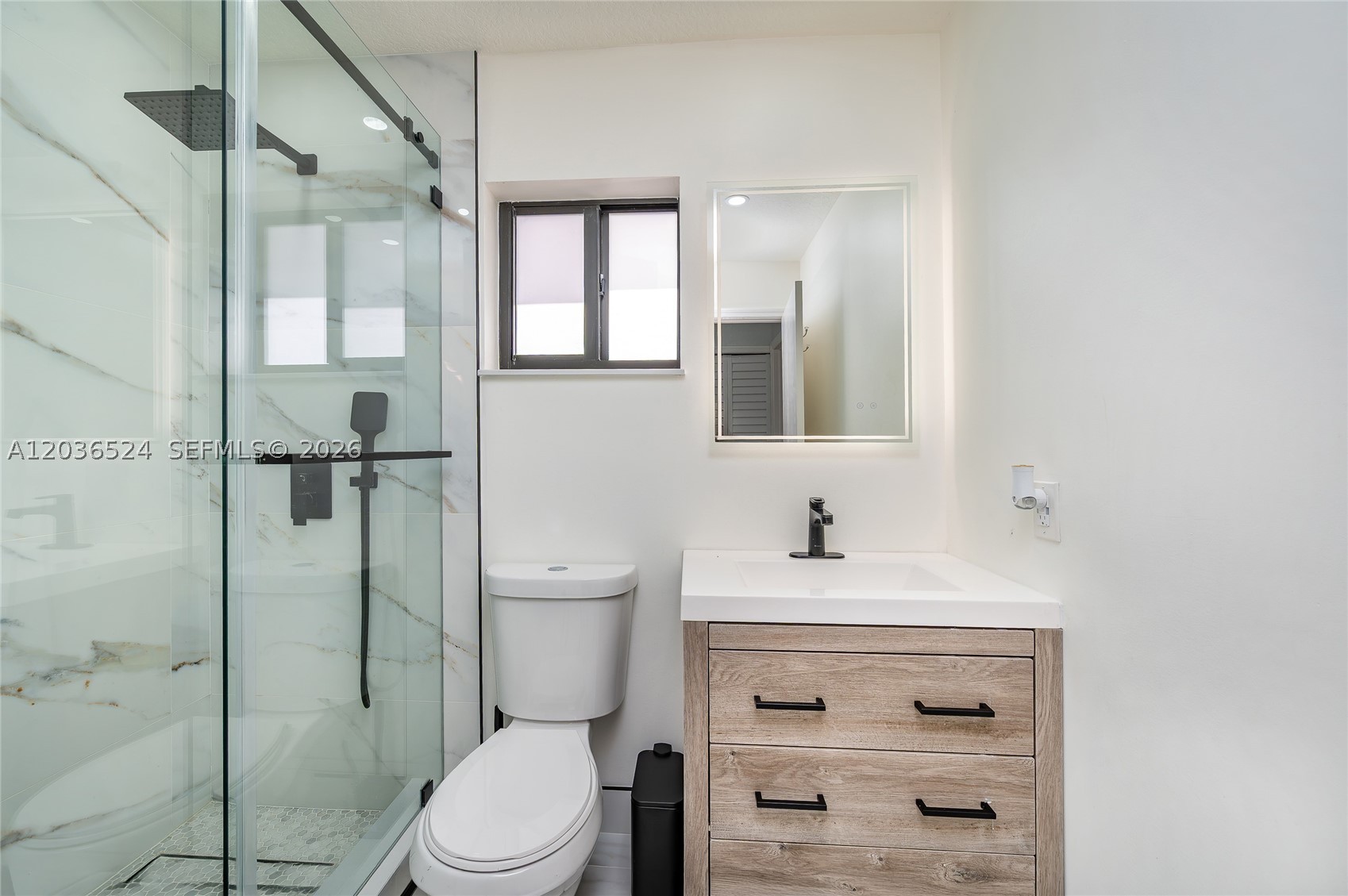 WEST LAKES GARDENS - Residential