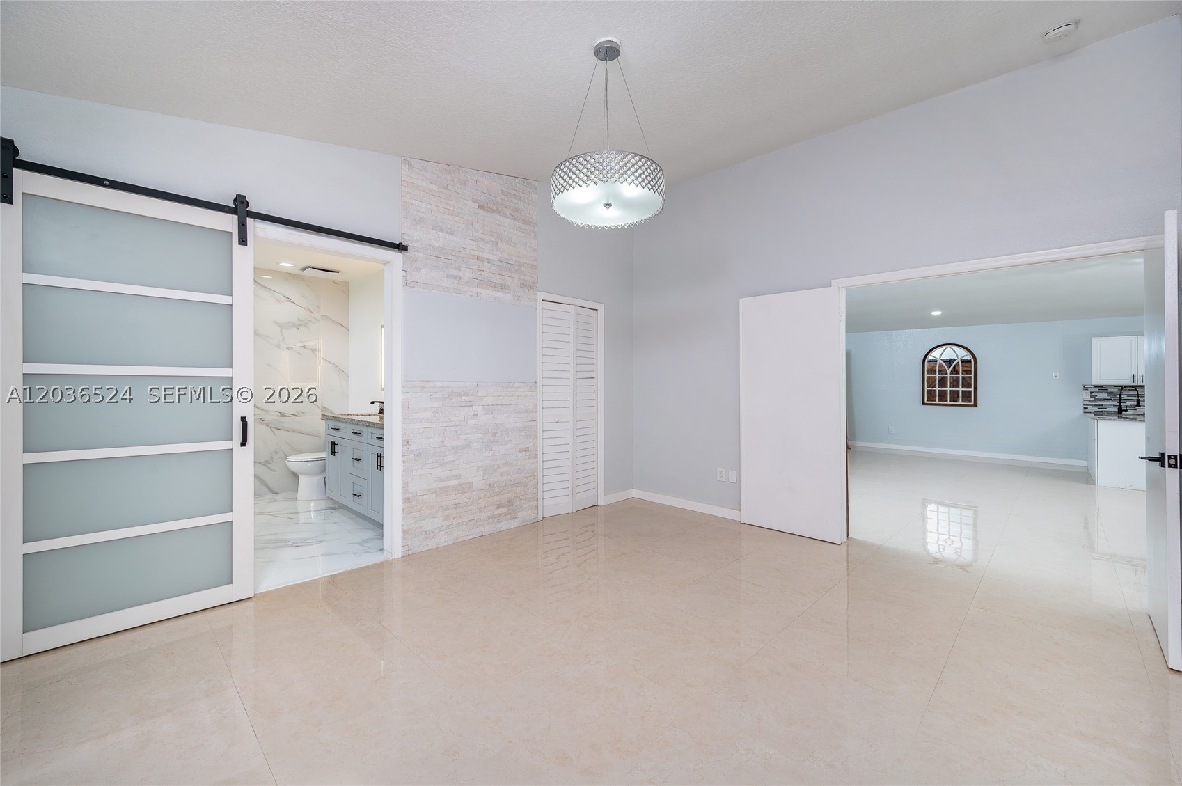 WEST LAKES GARDENS - Residential