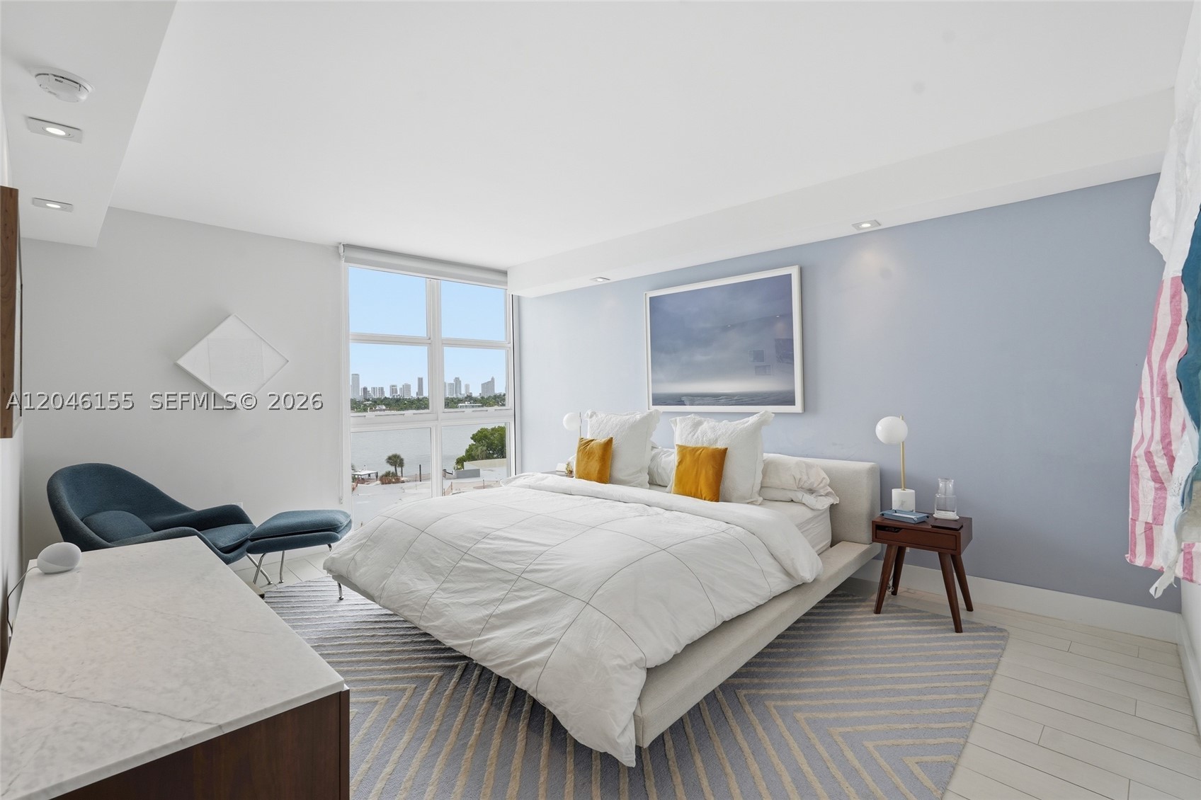 NINE ISLAND AVENUE CONDO - Residential