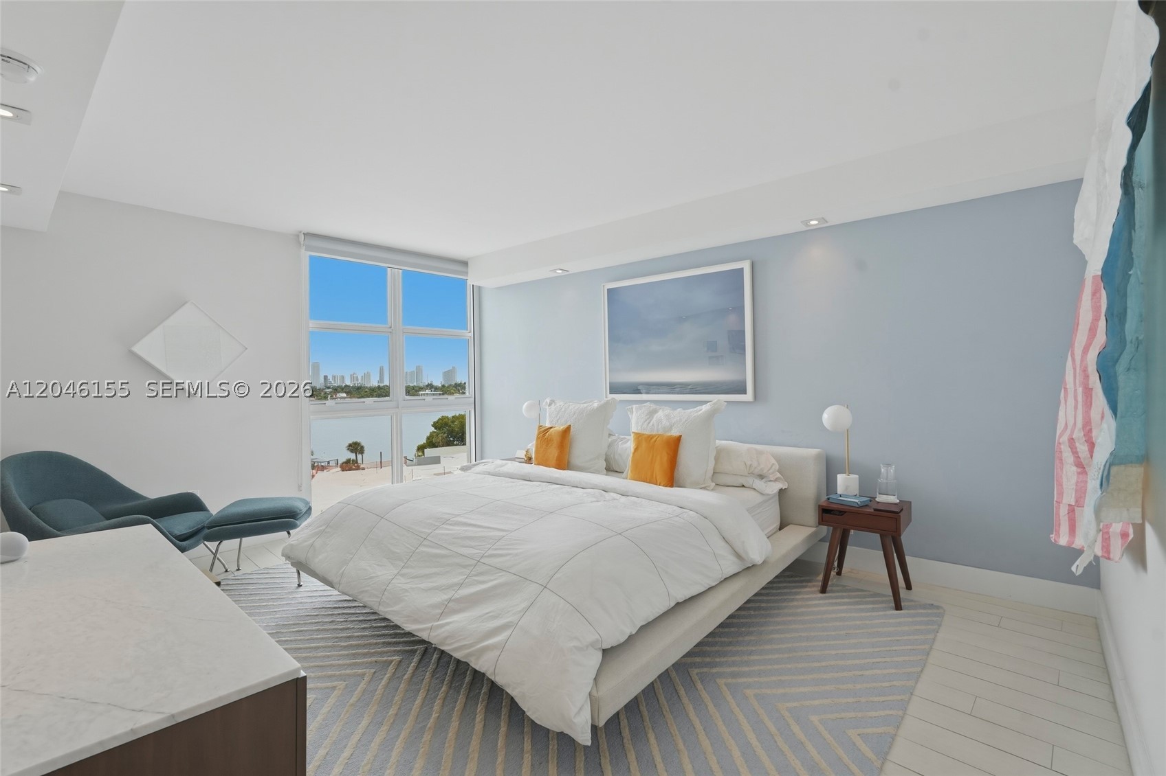 NINE ISLAND AVENUE CONDO - Residential