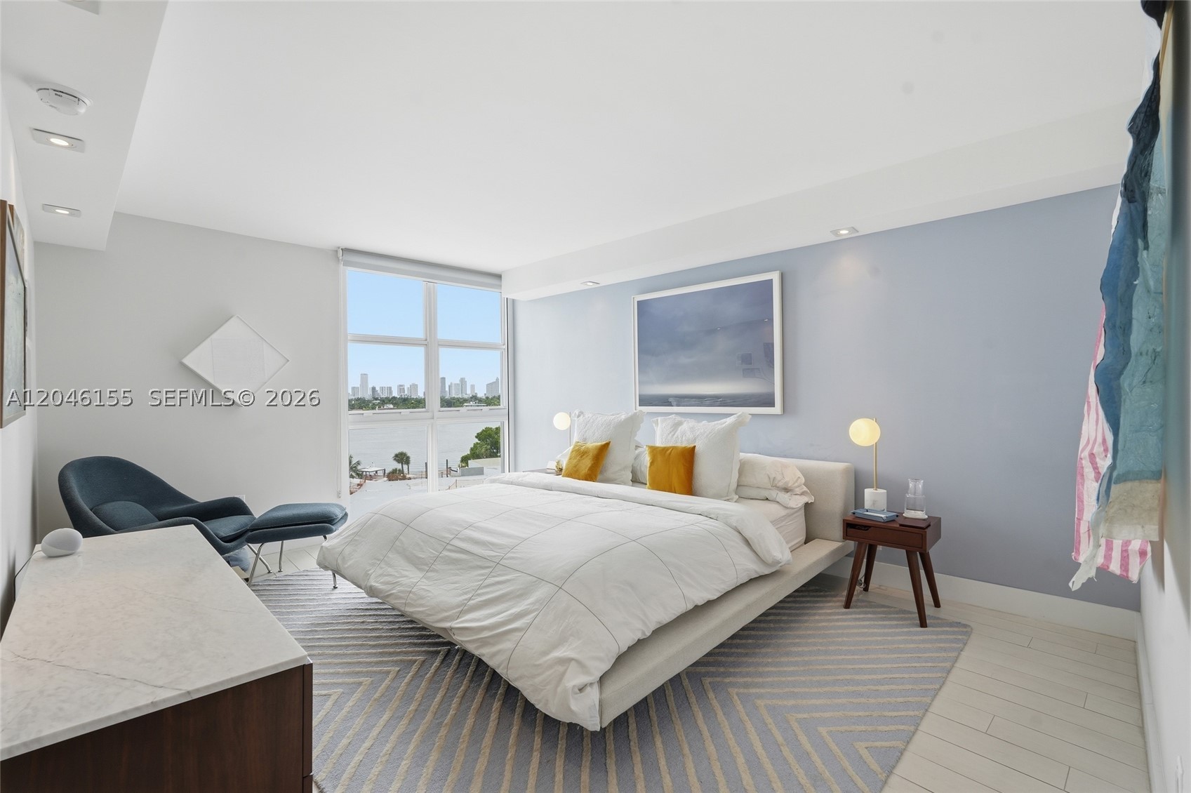 NINE ISLAND AVENUE CONDO - Residential