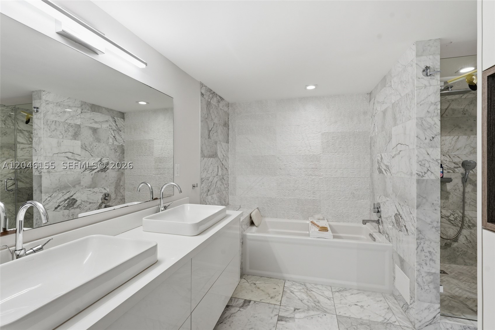 NINE ISLAND AVENUE CONDO - Residential