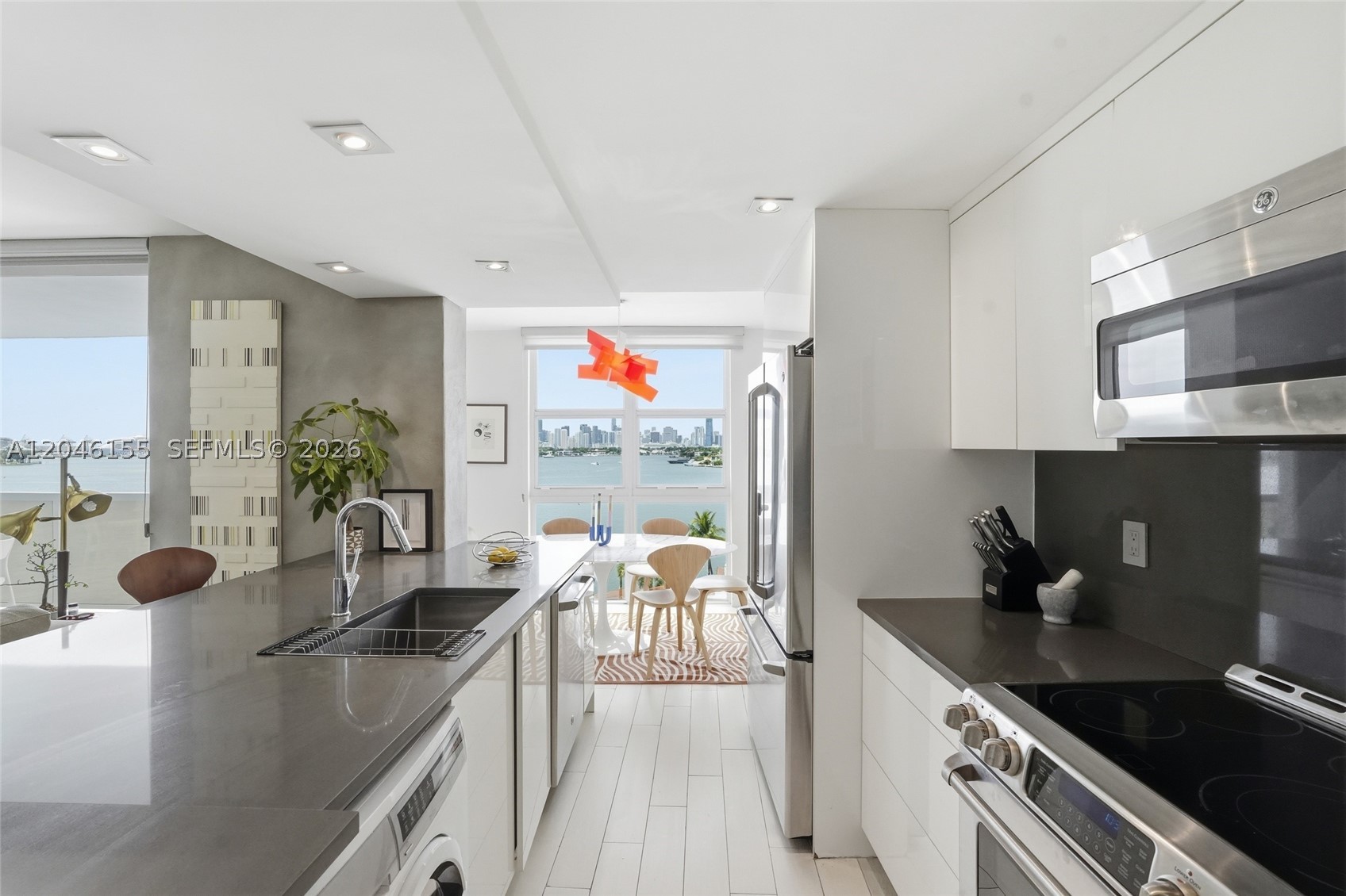 NINE ISLAND AVENUE CONDO - Residential
