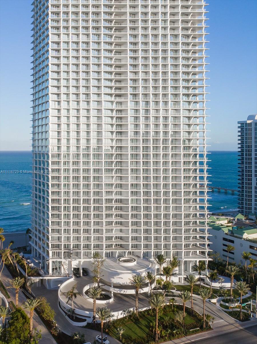 JADE SIGNATURE CONDO - Residential