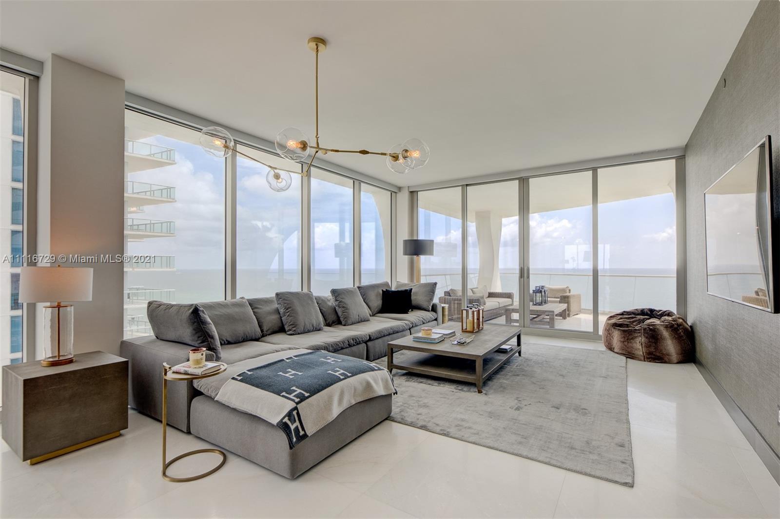 JADE SIGNATURE CONDO - Residential