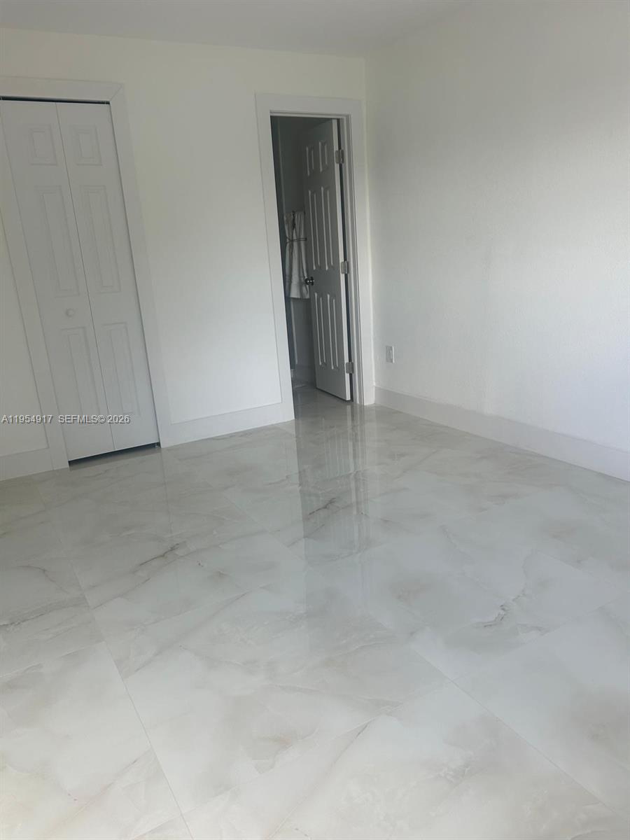 DRIFTWOOD PLAZA NO 3 - Residential