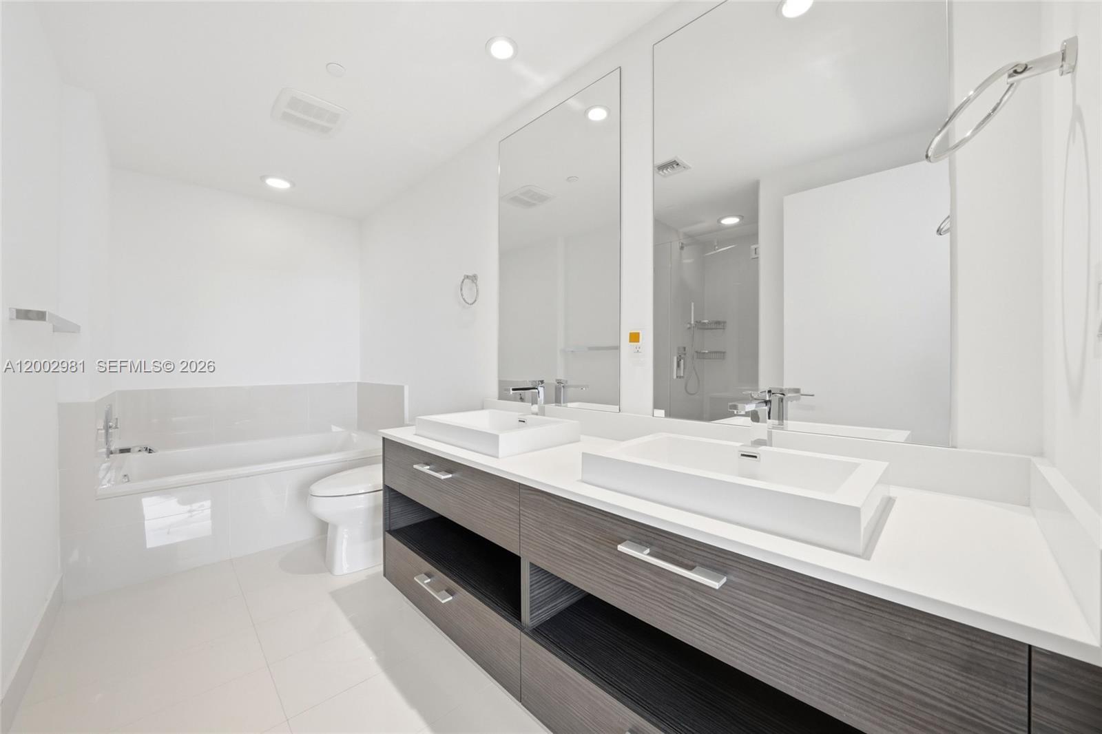 BRICKELL HEIGHTS WEST CON - Residential