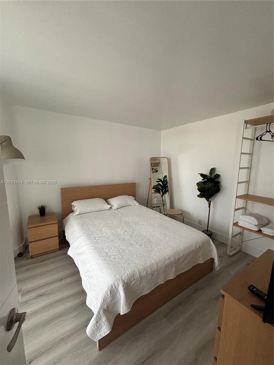 VENETIA CONDO - Residential Lease