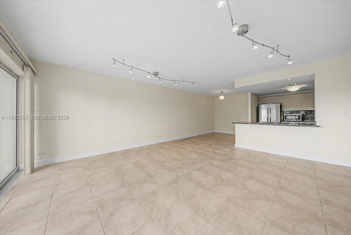 BRICKELL TOWNHOUSE CONDO - Residential