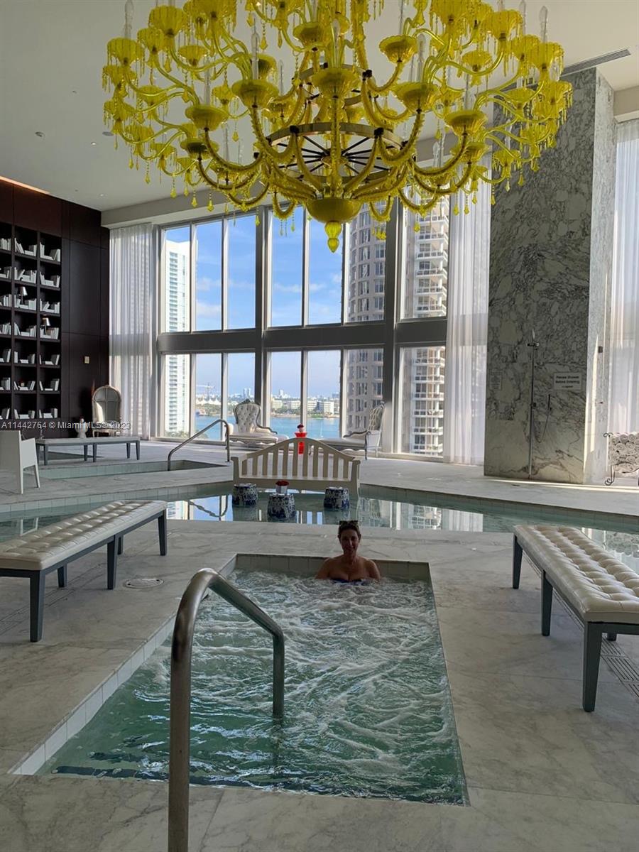 ICON BRICKELL CONDO NO 3 - Residential