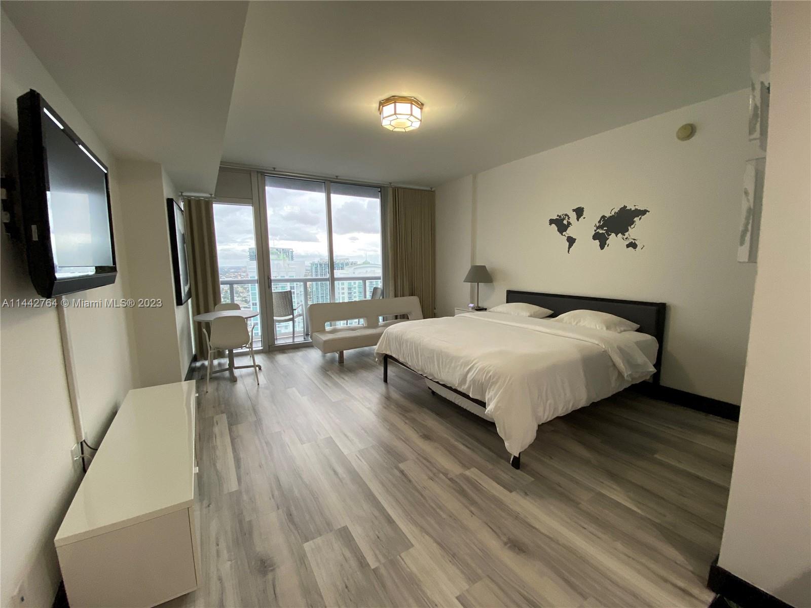 ICON BRICKELL CONDO NO 3 - Residential