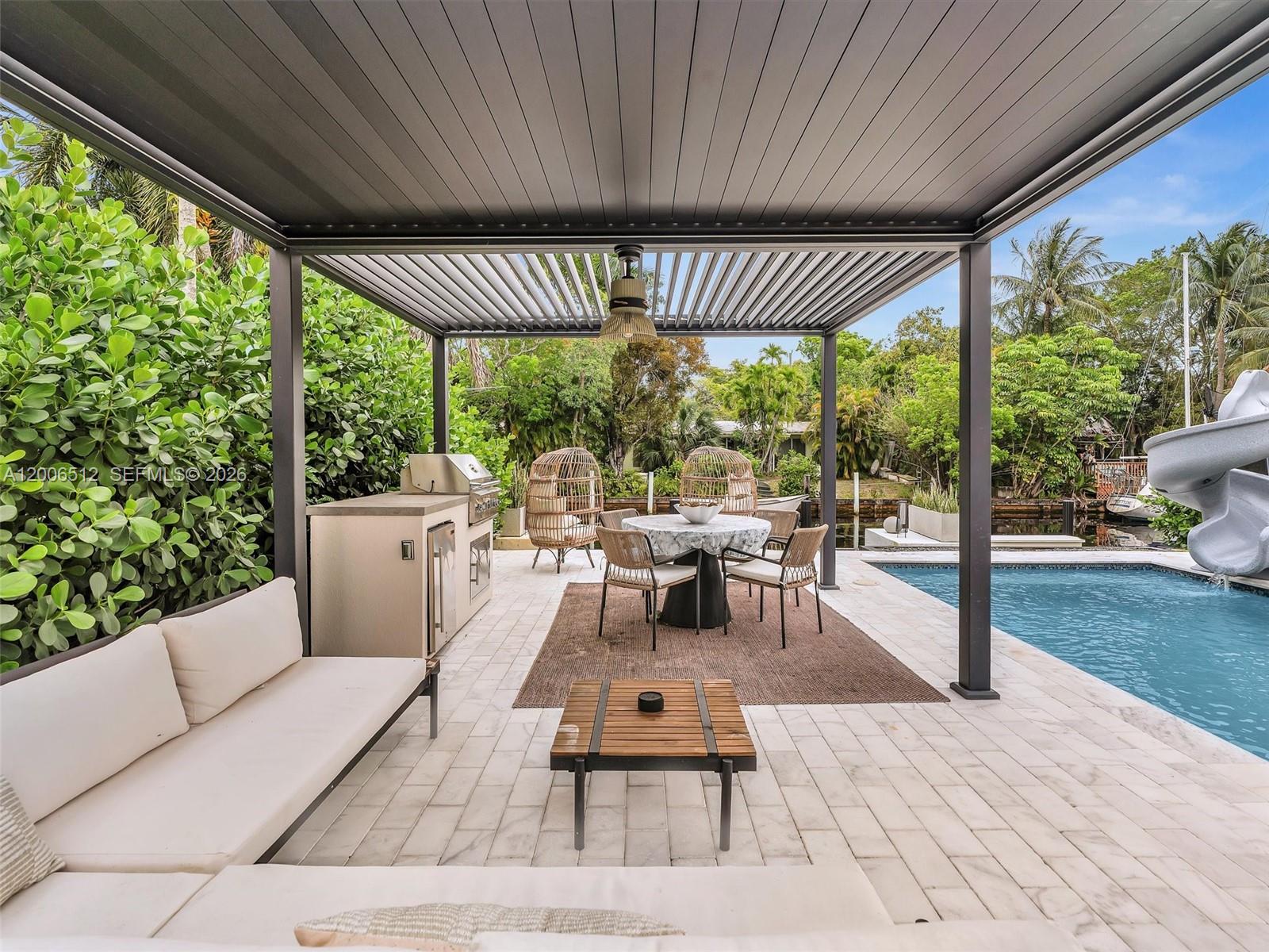 LAUDERDALE ISLES NO 2-BLK - Residential