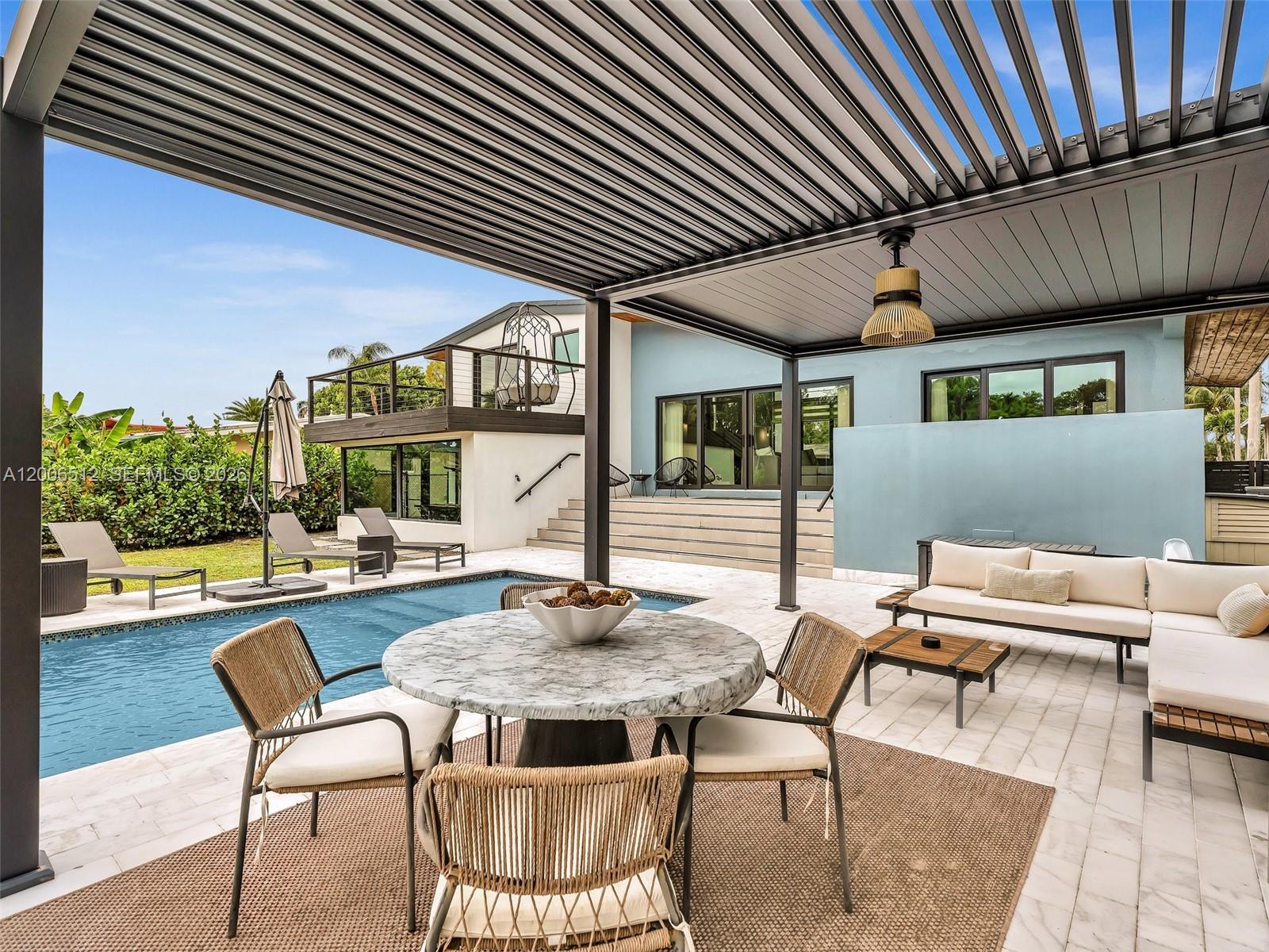LAUDERDALE ISLES NO 2-BLK - Residential