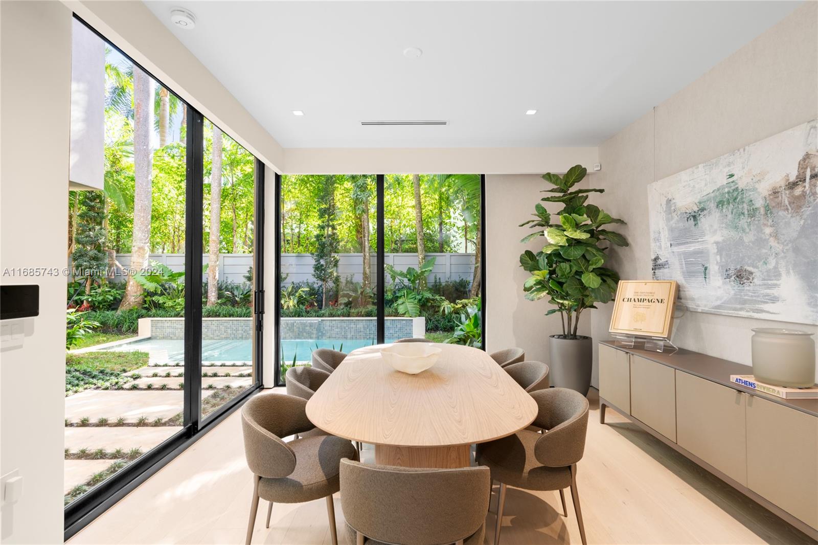 HARDING GROVE OAK - Residential