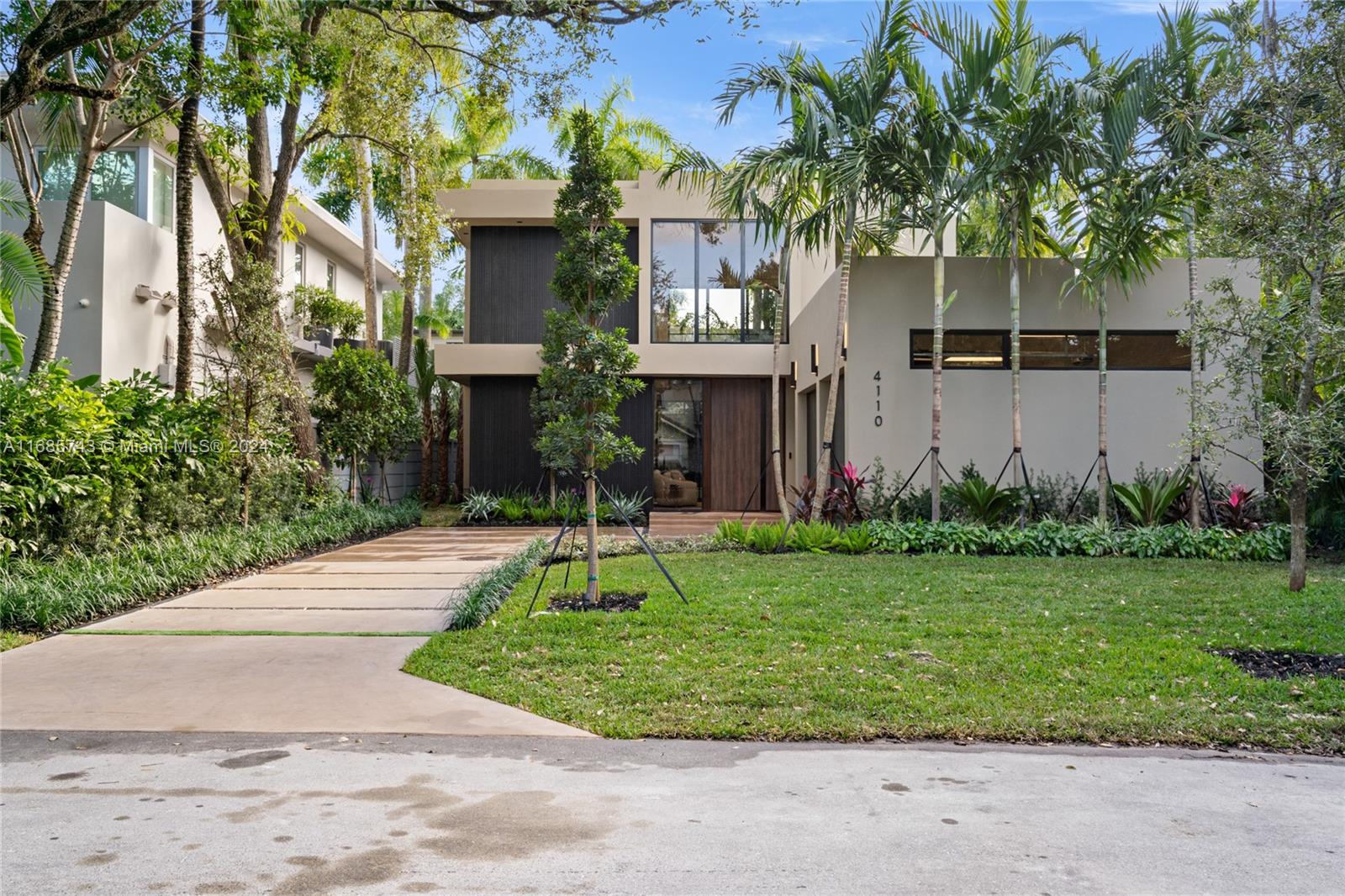 HARDING GROVE OAK - Residential