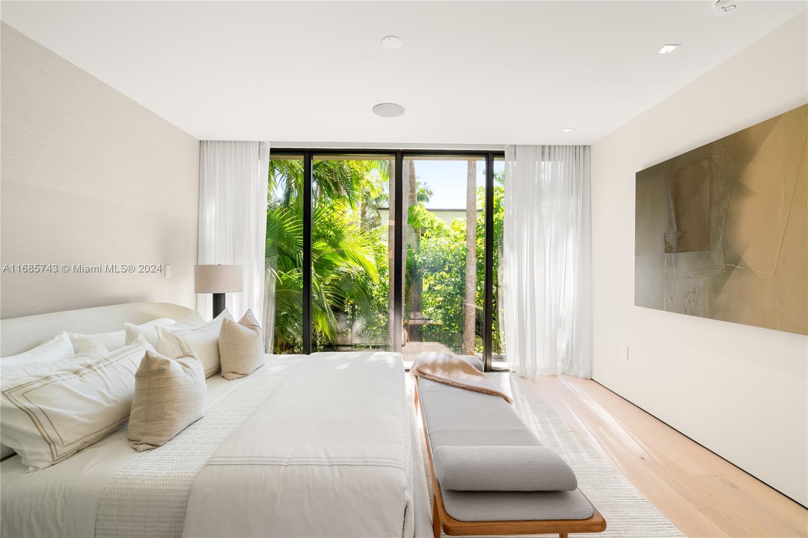 HARDING GROVE OAK - Residential