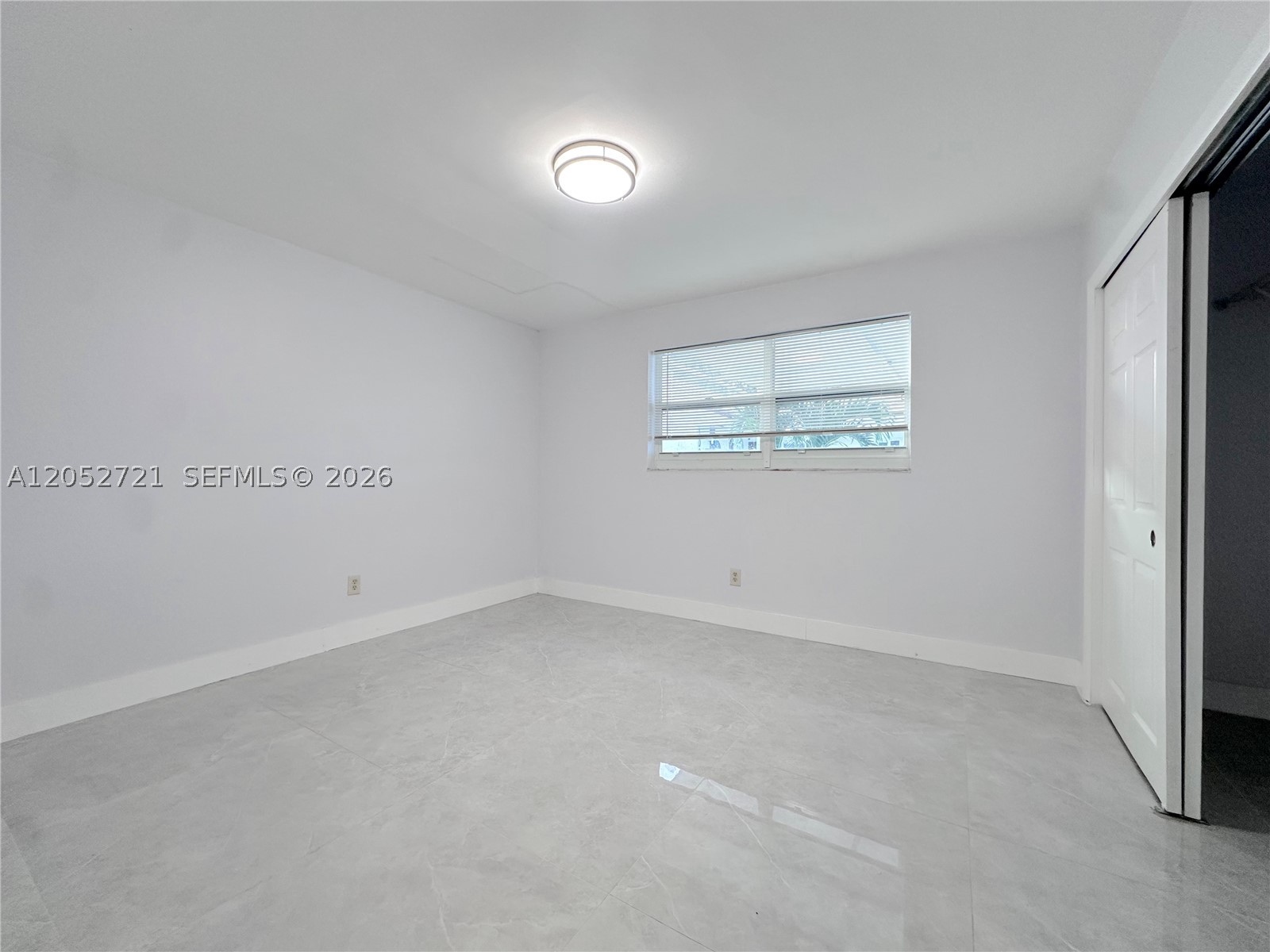 HIGHVIEW - Residential Lease