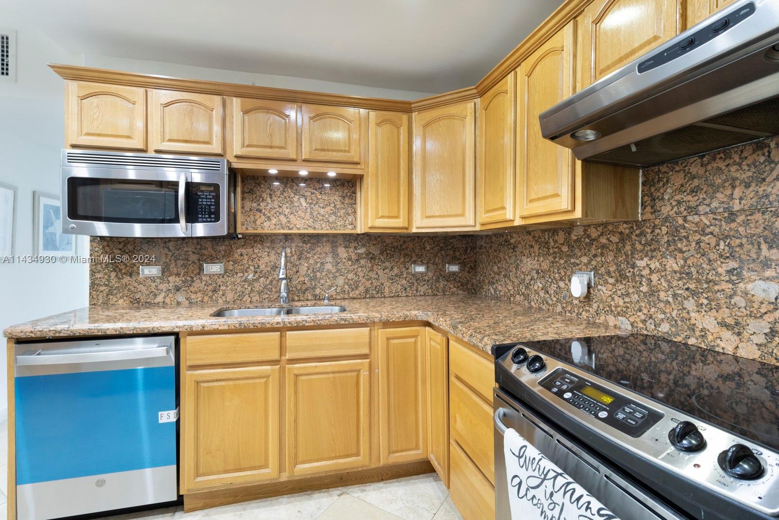 BELLE ISLE - Residential Lease
