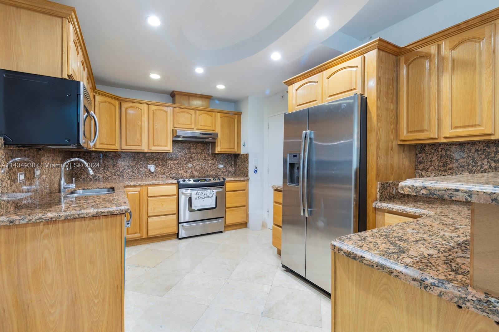 BELLE ISLE - Residential Lease
