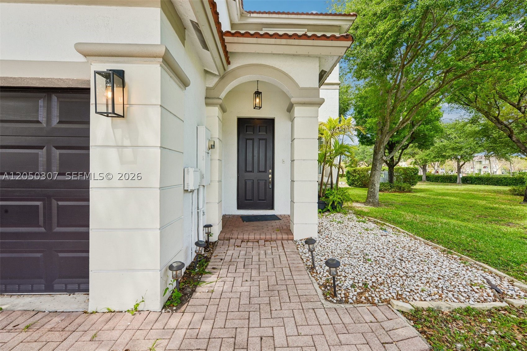 ISLANDS AT DORAL 1ST ADDN - Residential