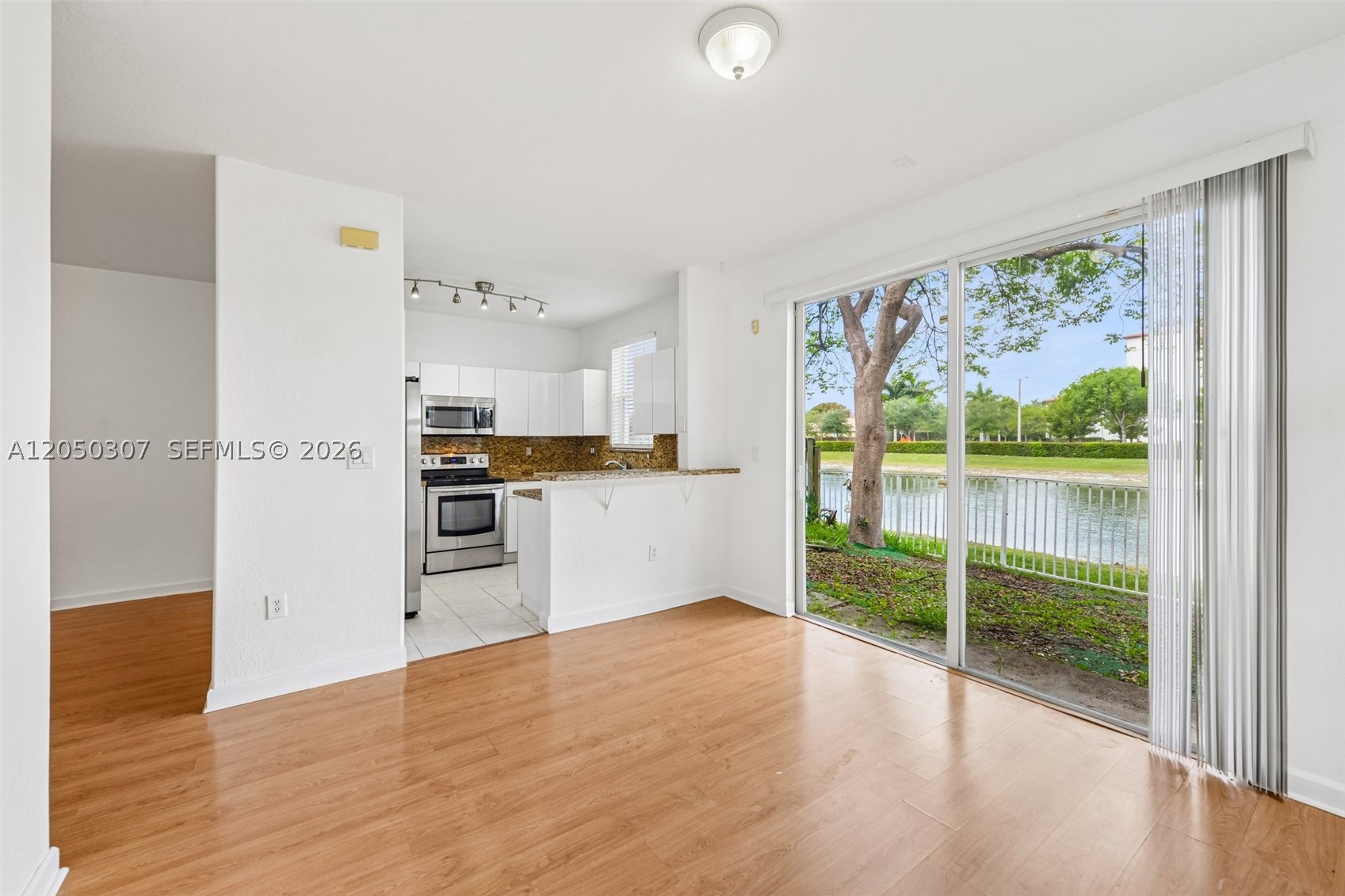 ISLANDS AT DORAL 1ST ADDN - Residential